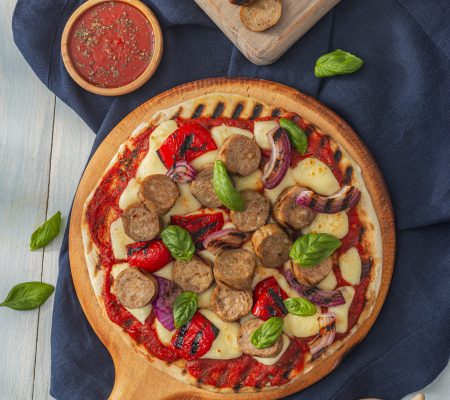 Packaging Photo of Pizza italienne à la saucisse au poulet grillé